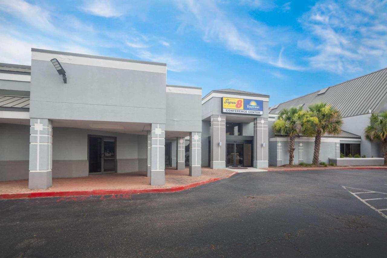 Hotel Super 8 By Wyndham Mobile I-65 Esterno foto