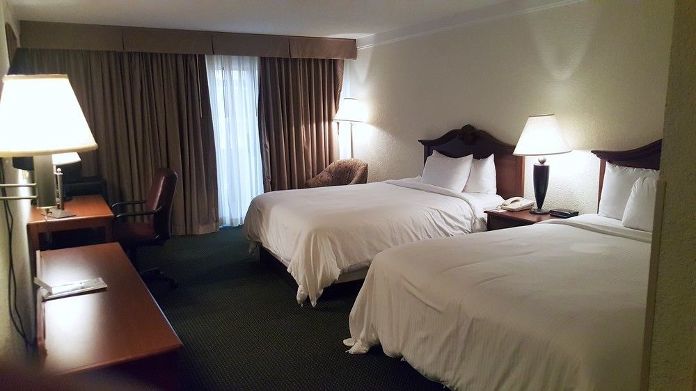 Hotel Super 8 By Wyndham Mobile I-65 Esterno foto